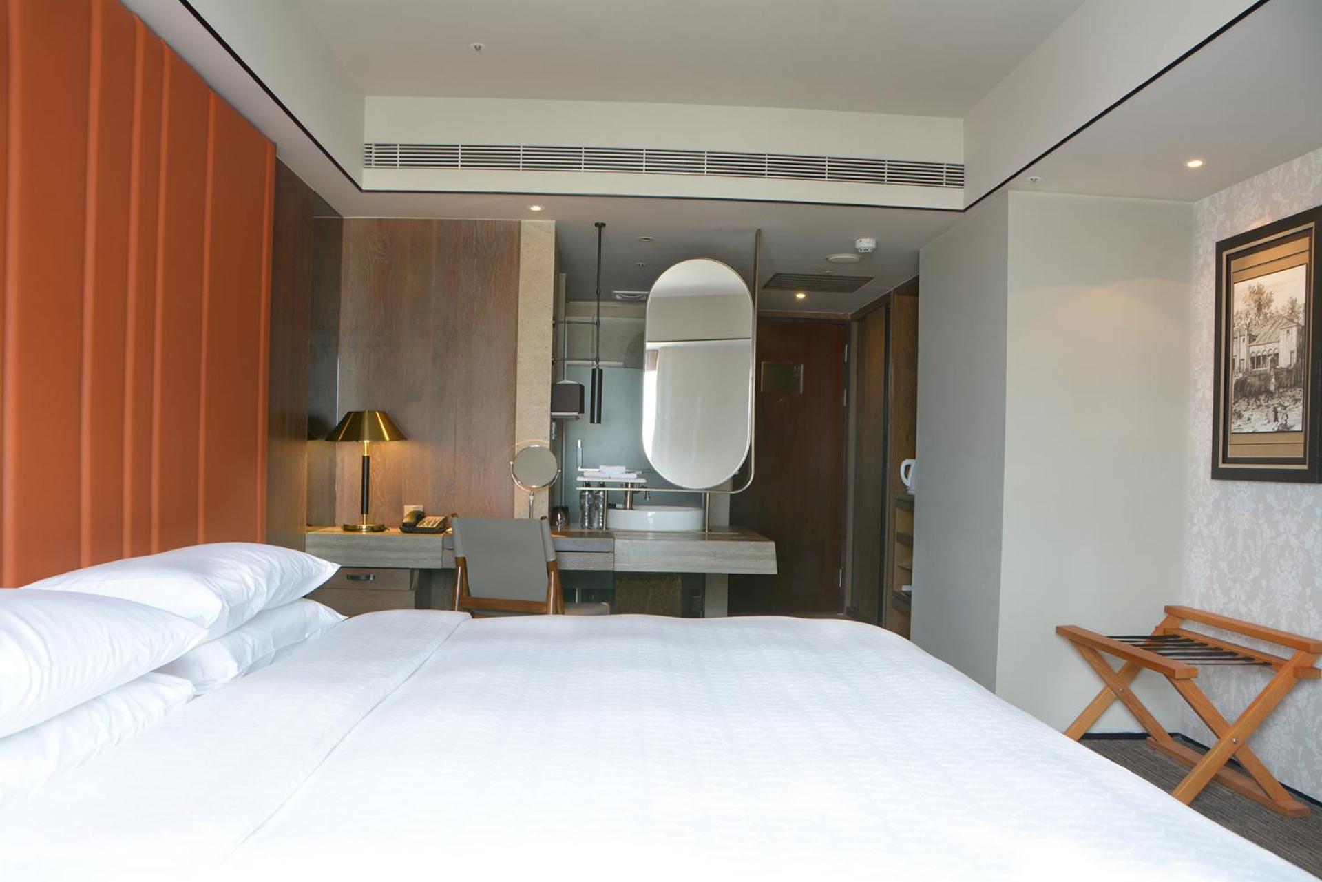 Sheraton Taitung Hotel Εξωτερικό φωτογραφία A room at the hotel