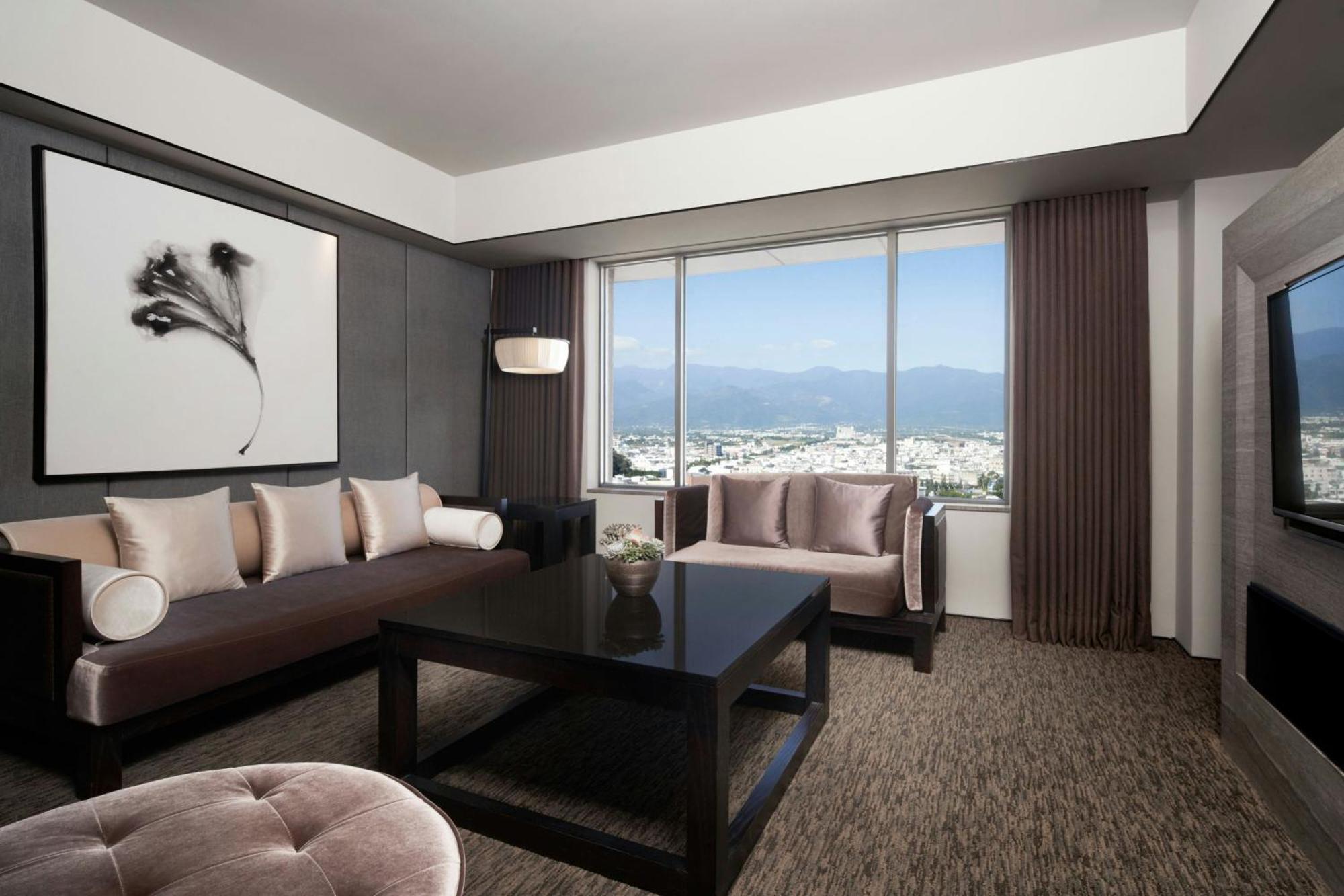 Sheraton Taitung Hotel Εξωτερικό φωτογραφία A suite at the MGM Grand