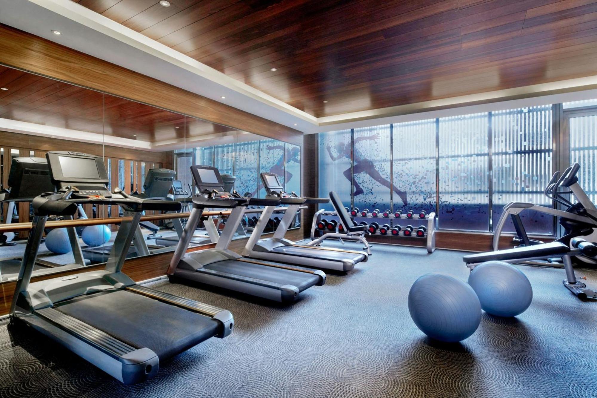 Sheraton Taitung Hotel Εξωτερικό φωτογραφία The gym at the hotel