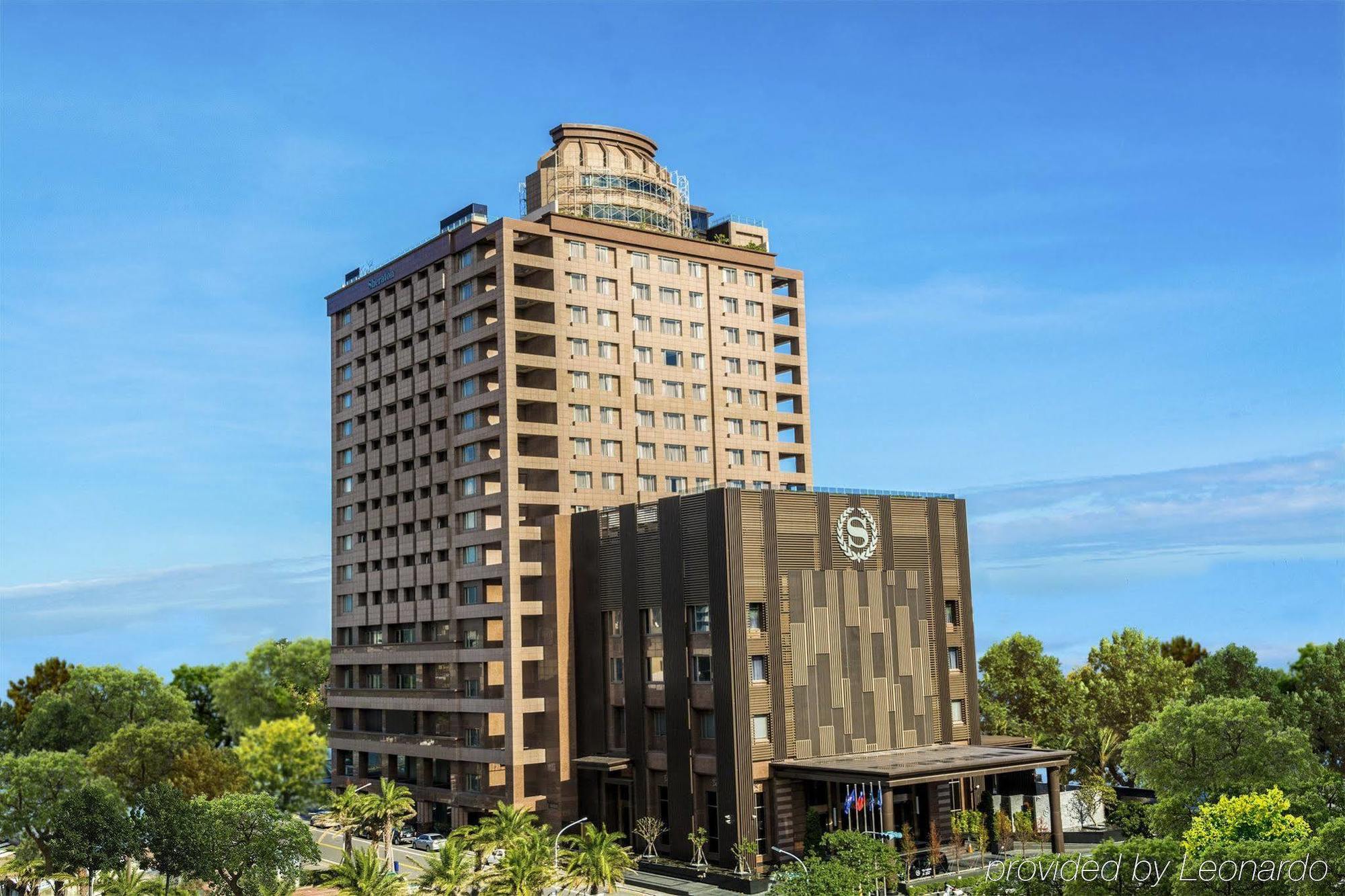 Sheraton Taitung Hotel Εξωτερικό φωτογραφία The hotel in 2018